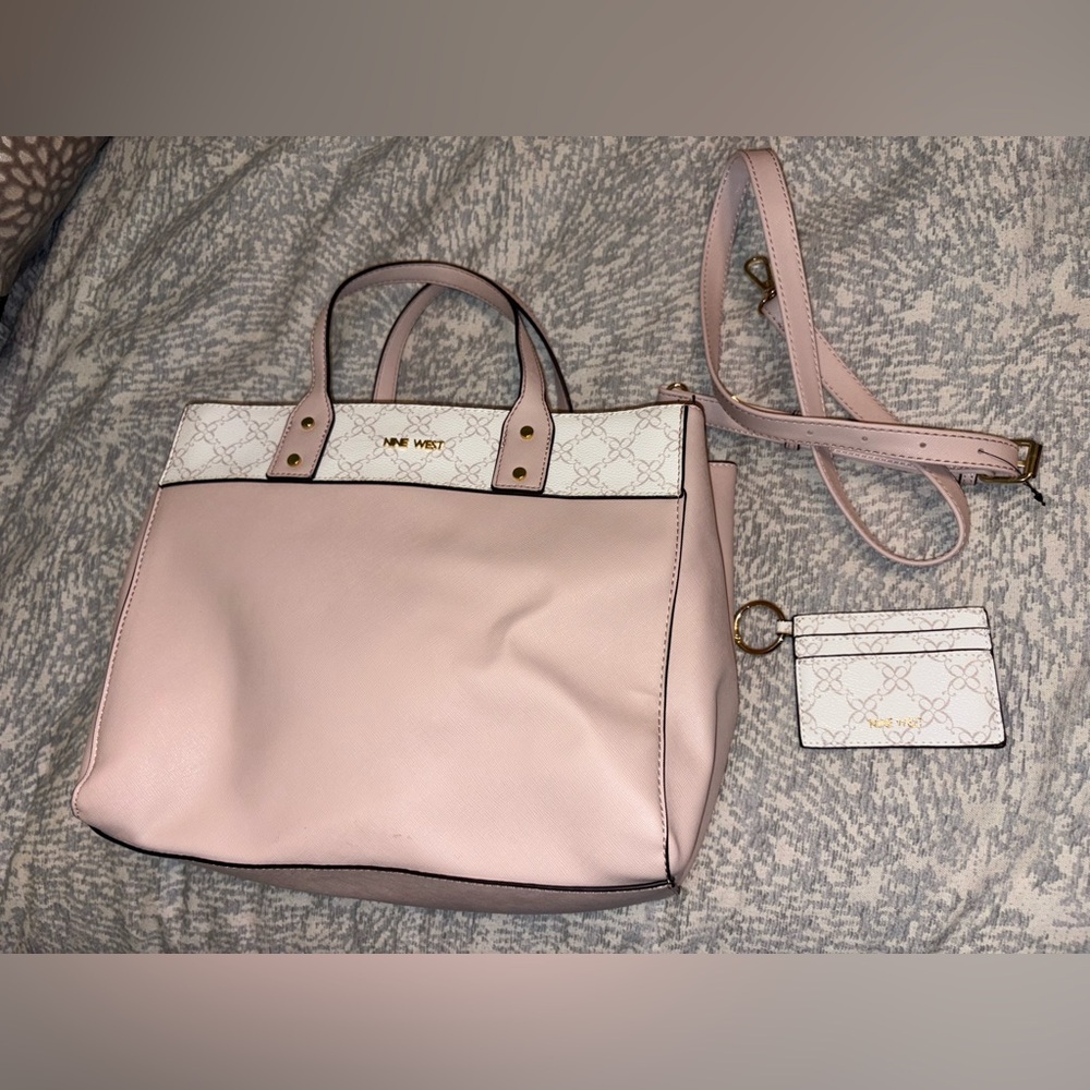 Light Pink Nine West medium Tote purse with bonus key ring wallet card holder